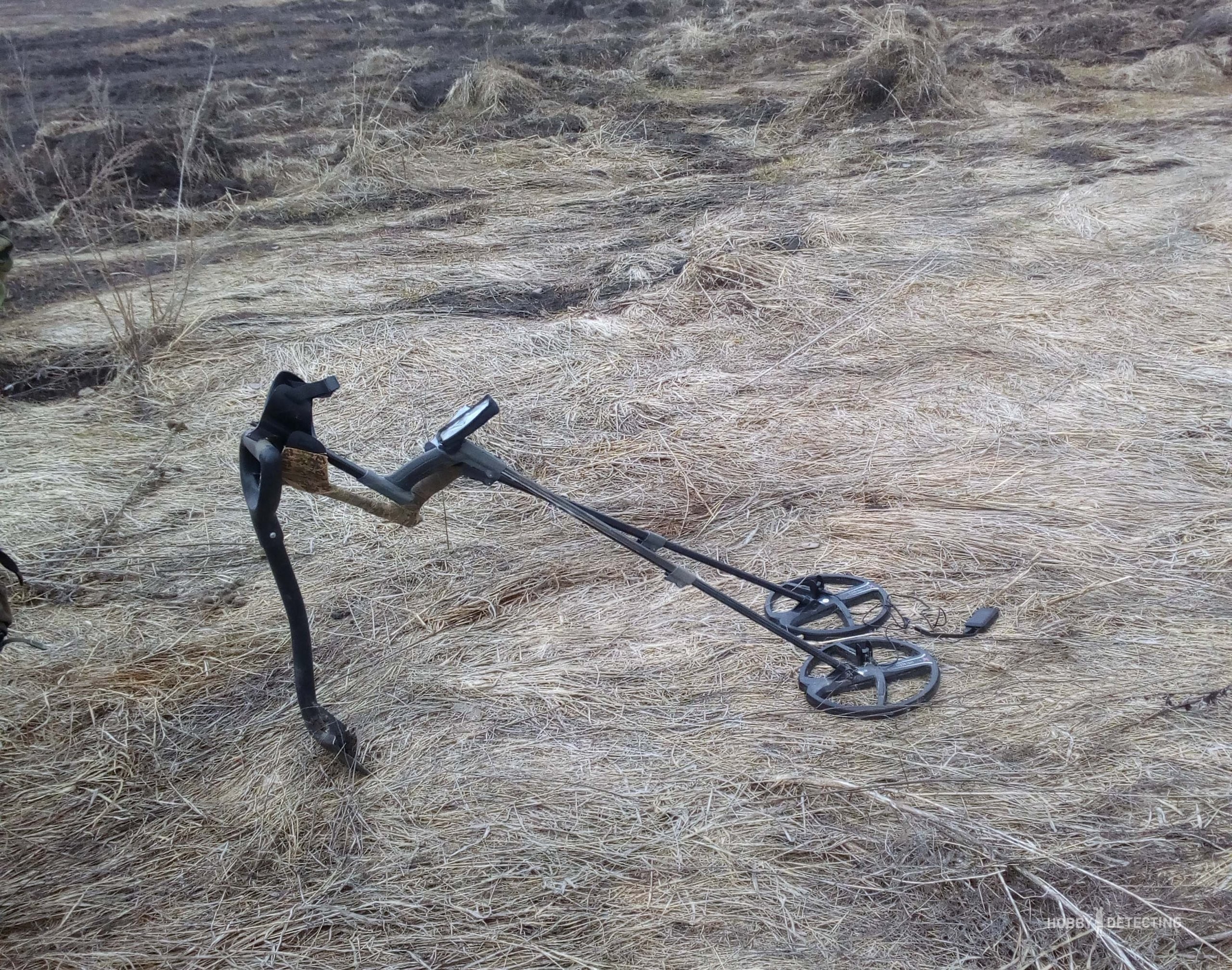 How does healthy competition in mining force you to study the settings of a metal detector?