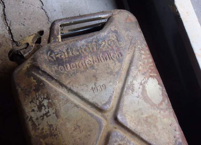 found-wwii-german-jerrycan-03