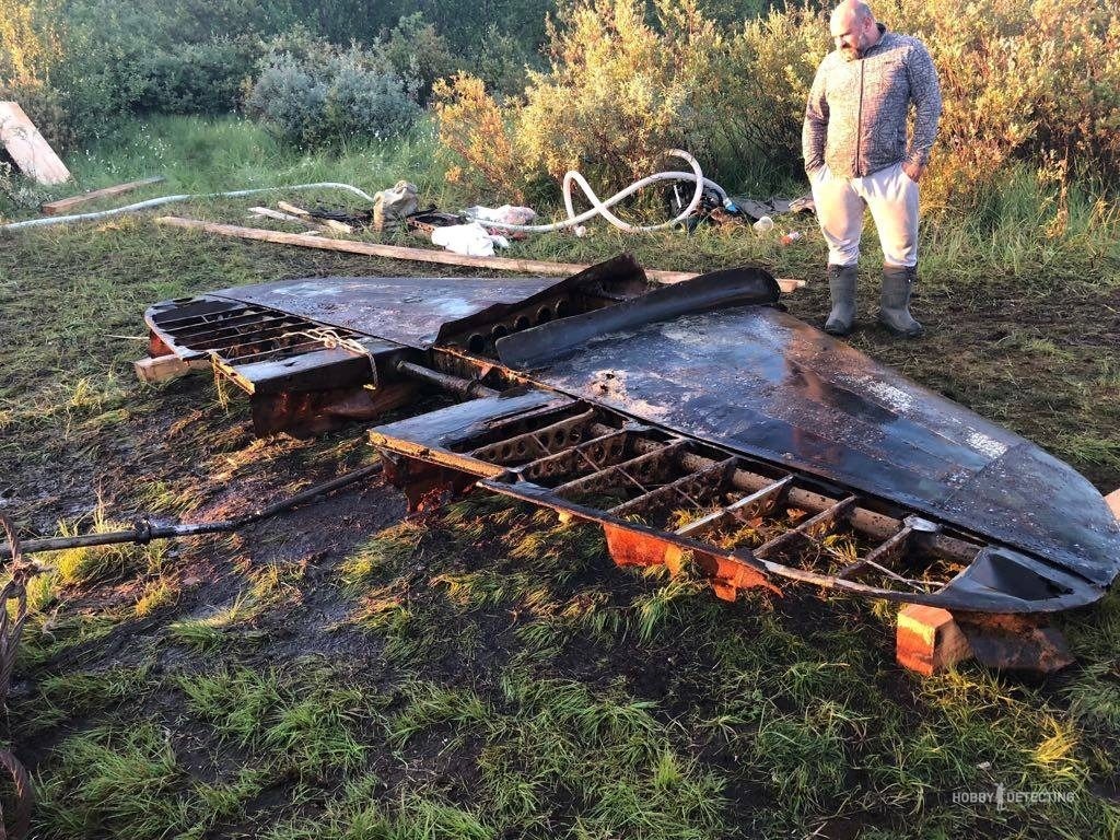 Lifting the IL-2 attack aircraft (early modification), Luostari, Murmansk region, 2018