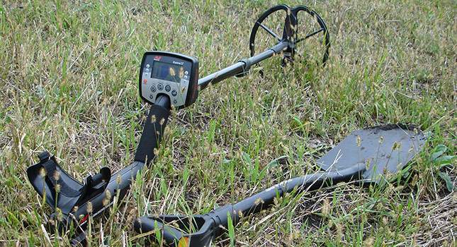 pre-owned-metal-detector-how-to-check-11