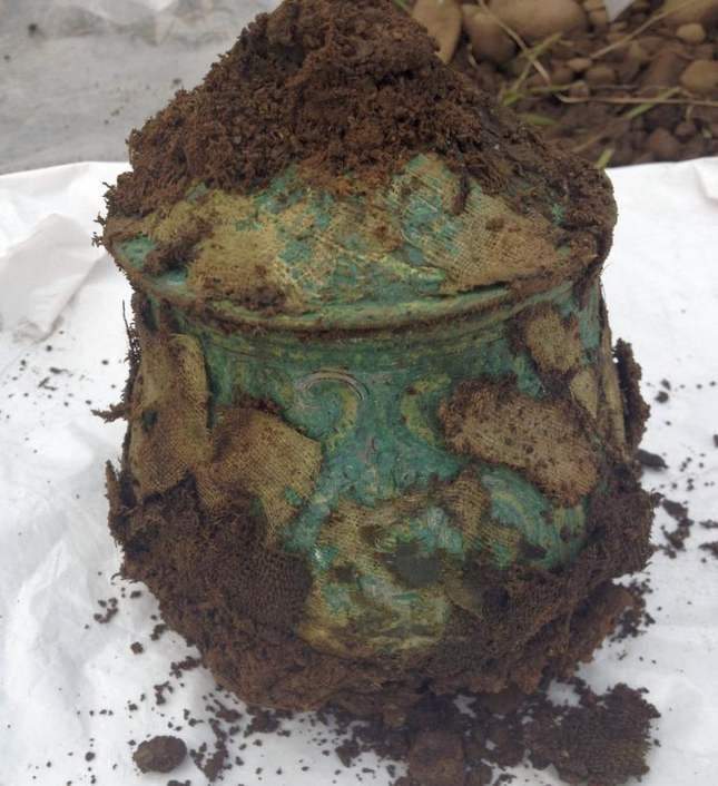 Found: a marvelous pot of Viking treasure (contains gold)