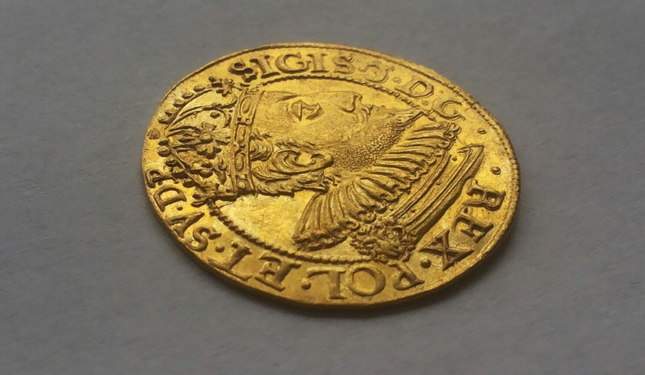 gold-ducat-1609-ordinary-diggers-amazing-find-7